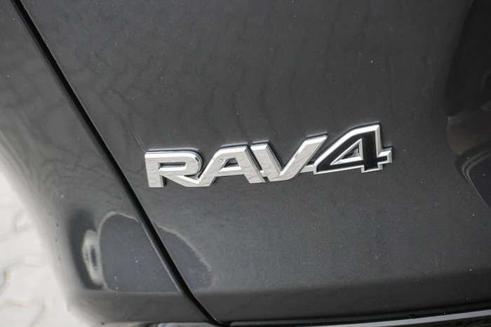 2024 Toyota RAV4 XSE