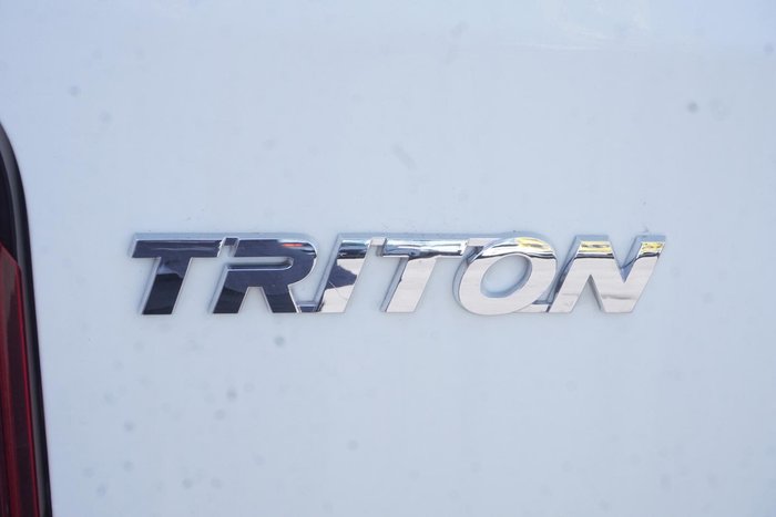 2022 Mitsubishi Triton GLX-R