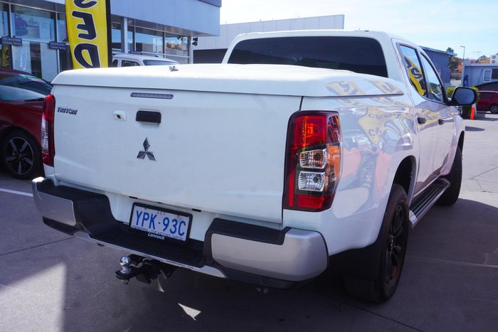 2022 Mitsubishi Triton GLX-R