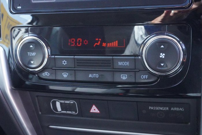 2022 Mitsubishi Triton GLX-R