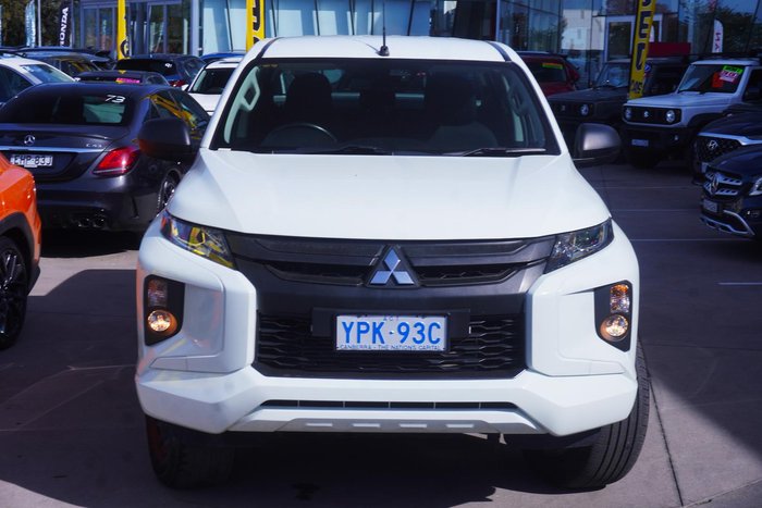2022 Mitsubishi Triton GLX-R