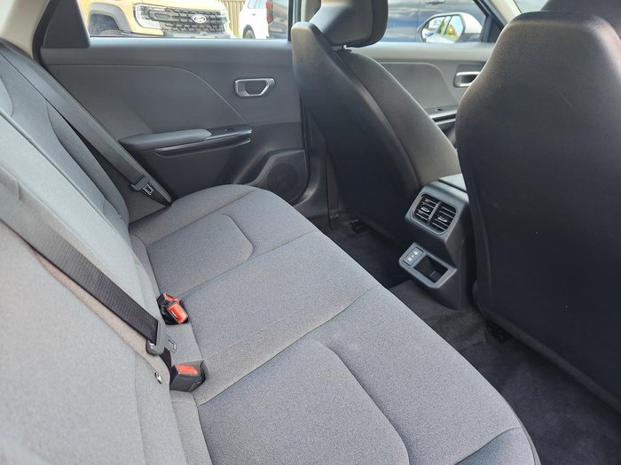 2025 Kia K4 S