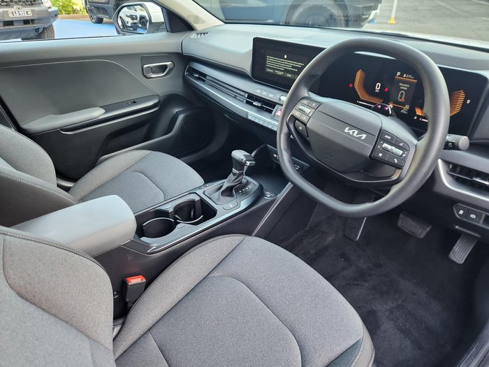2025 Kia K4 S