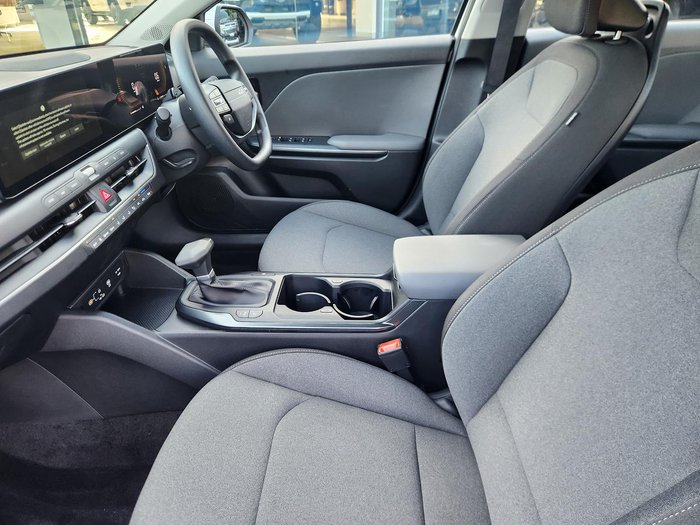 2025 Kia K4 S