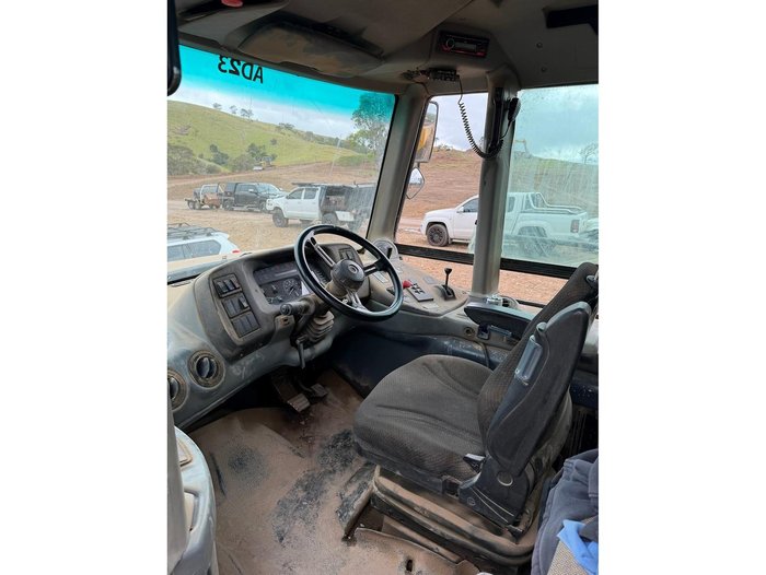 2005 John Deere 400D