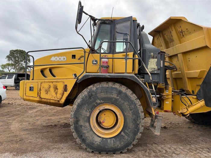2005 John Deere 400D