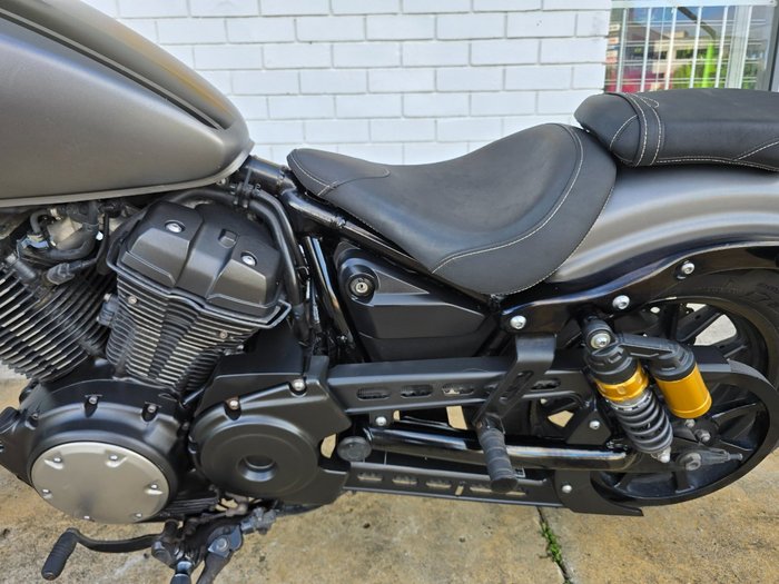 2013 YAMAHA BOLT Black
