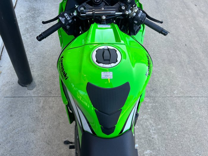 2025 Kawasaki 2025 Kawasaki 1000C ZX1000 ZX1002LSFAN GREEN