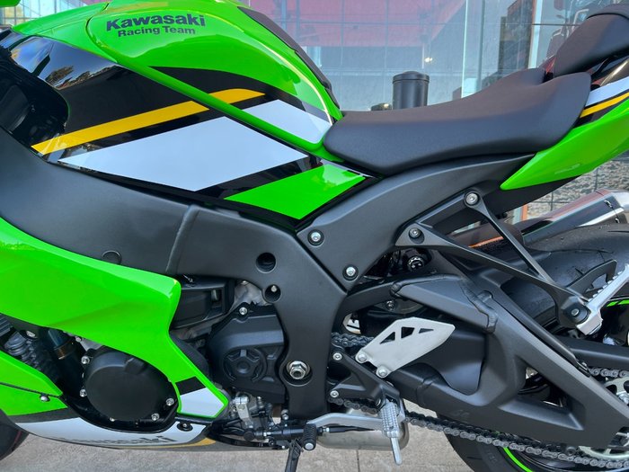 2025 Kawasaki 2025 Kawasaki 1000C ZX1000 ZX1002LSFAN GREEN