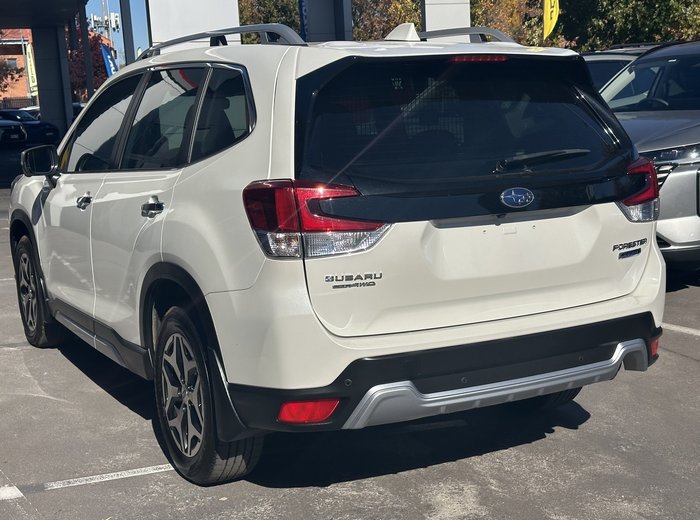 2022 Subaru Forester Hybrid L