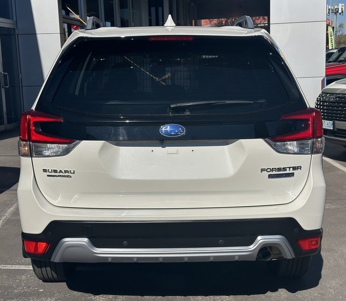 2022 Subaru Forester Hybrid L