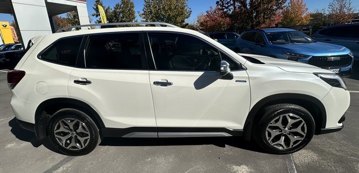 2022 Subaru Forester Hybrid L