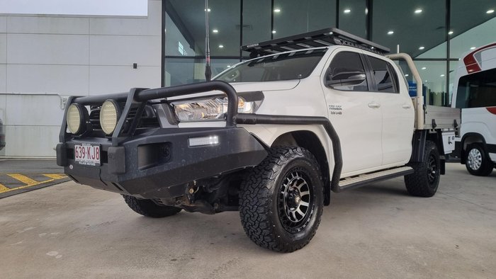 2023 Toyota Hilux SR
