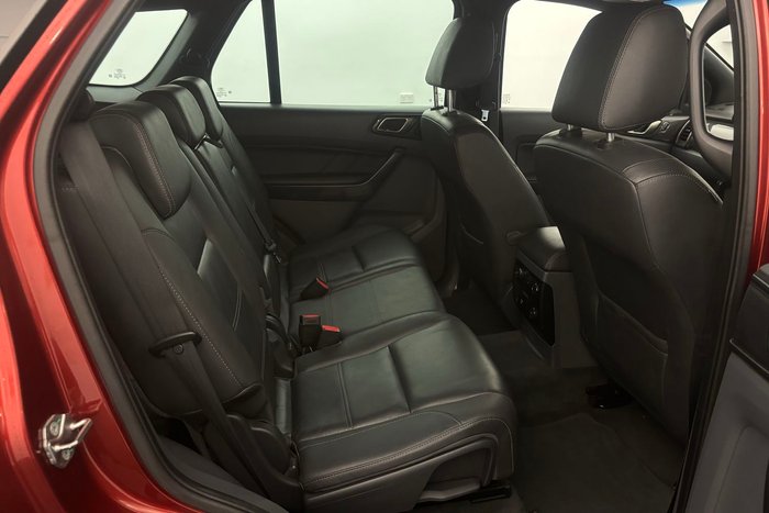 2016 Ford Everest Titanium