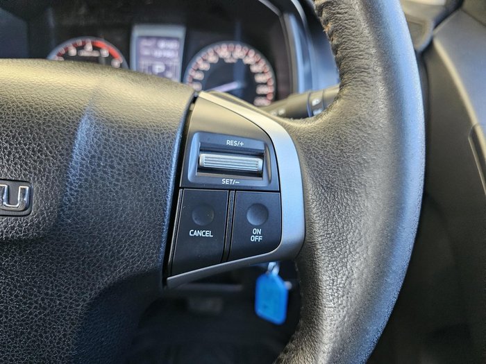 2013 Isuzu D-MAX LS-Terrain MY12 4X4 Dual Range Cosmic Black