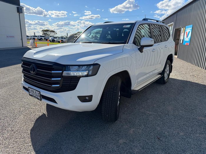 2024 Toyota Landcruiser