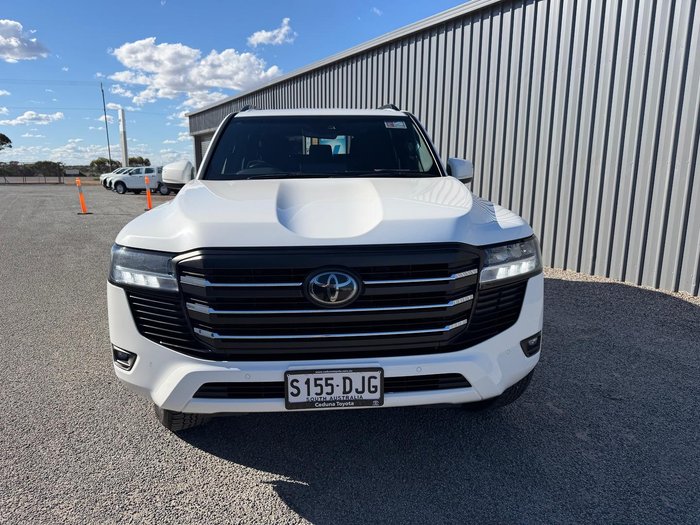 2024 Toyota Landcruiser GXL