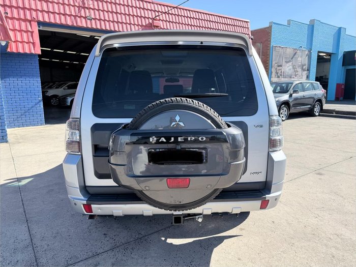 2010 Mitsubishi Pajero VR-X NT MY10 4X4 Cool Silver