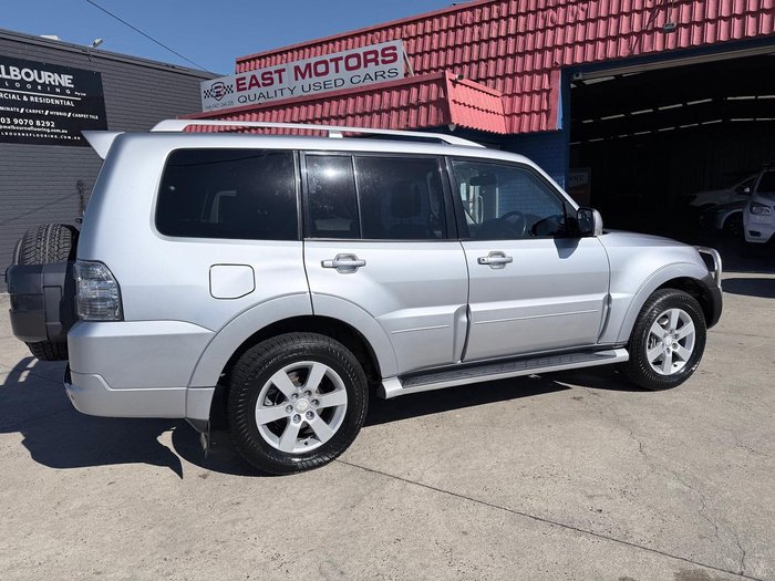 2010 Mitsubishi Pajero VR-X NT MY10 4X4 Cool Silver