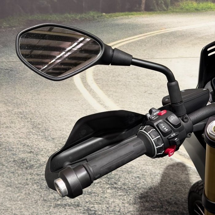 2025 BMW Motorrad R 12 Black