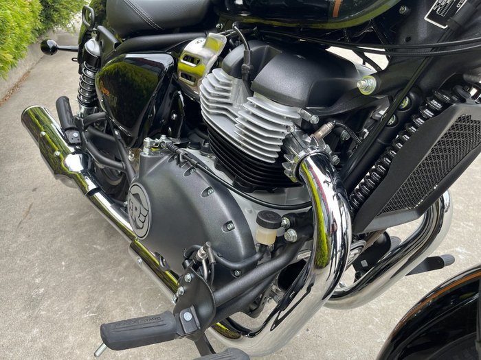 2026 Royal Enfield SUPER METEOR 650 Interstella Green