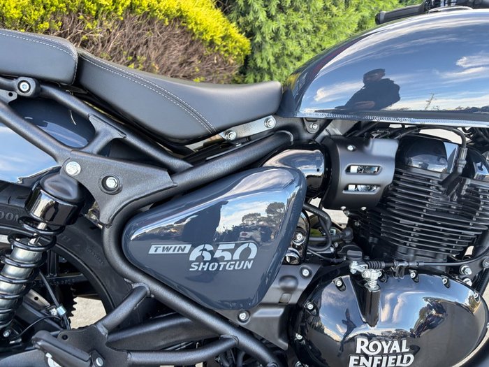 2026 Royal Enfield SHOTGUN 650 Sheet Metal Grey