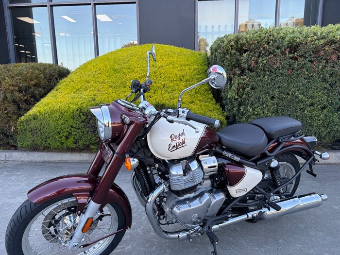 2025 Royal Enfield CLASSIC 650 White