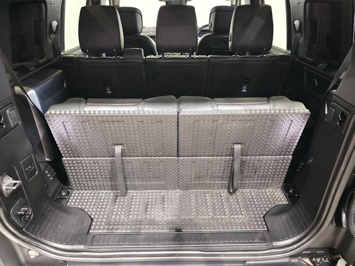 2020 Land Rover Defender 110 P400 SE