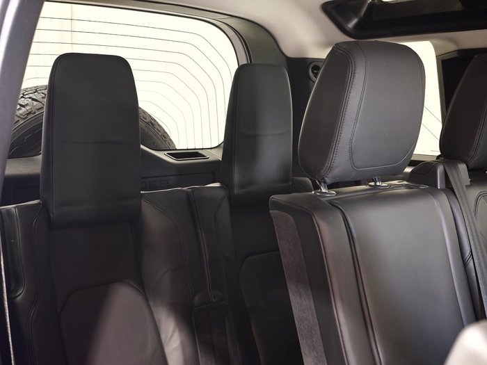 2020 Land Rover Defender 110 P400 SE L663 MY20.5 AWD Fuji White