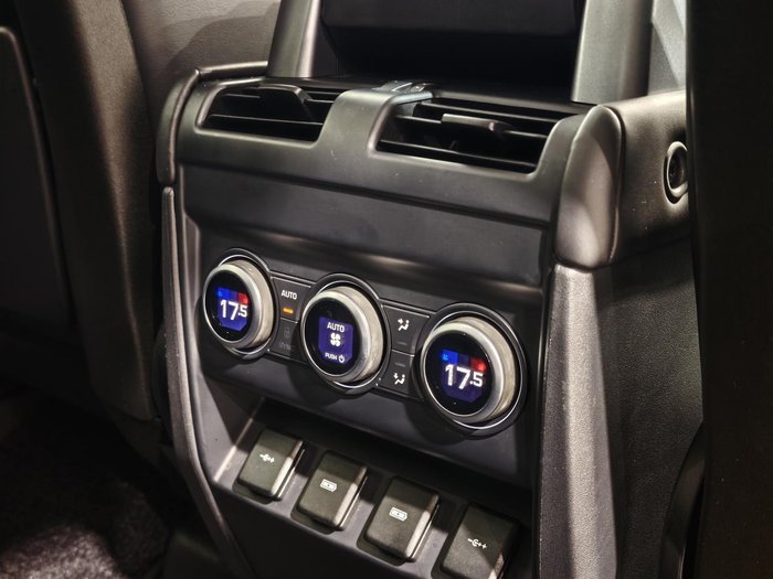 2020 Land Rover Defender 110 P400 SE