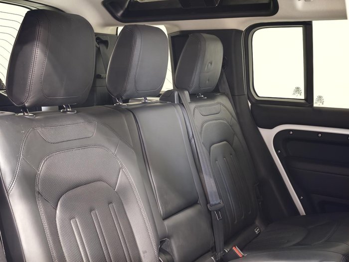 2020 Land Rover Defender 110 P400 SE L663 MY20.5 AWD Fuji White