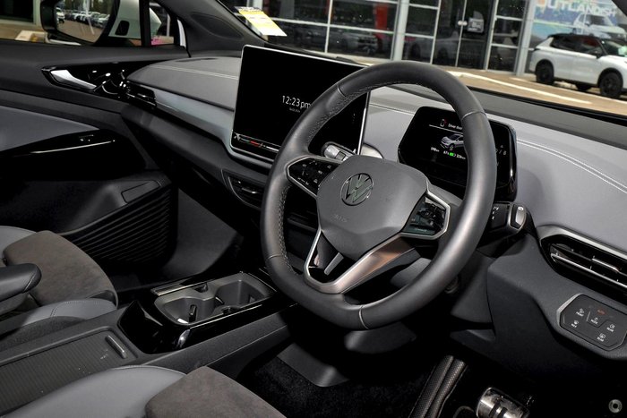 2025 Volkswagen ID.4 Pro