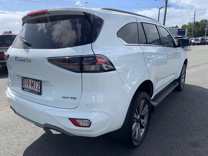 2024 Isuzu MU-X LS-T