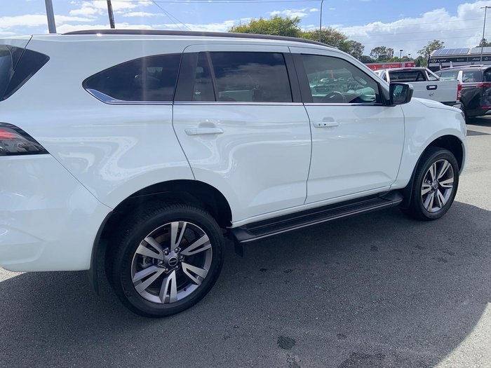 2024 Isuzu MU-X LS-T