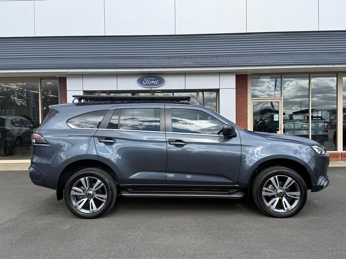2024 Isuzu MU-X LS-T