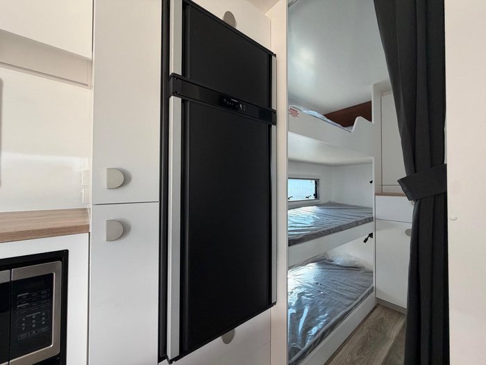 2026 Traveller Destination Cruise 20 Bunks My26