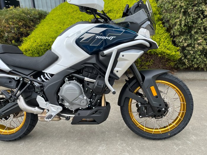 2026 CFMOTO 700CC 700MT NEBULA WHITE