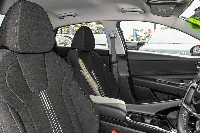 2025 Hyundai i30 Hybrid
