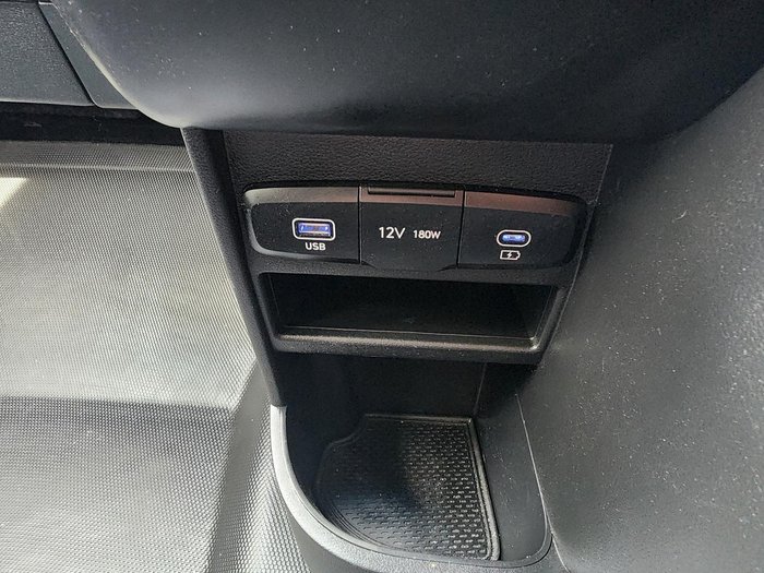 2024 Hyundai STARIA LOAD