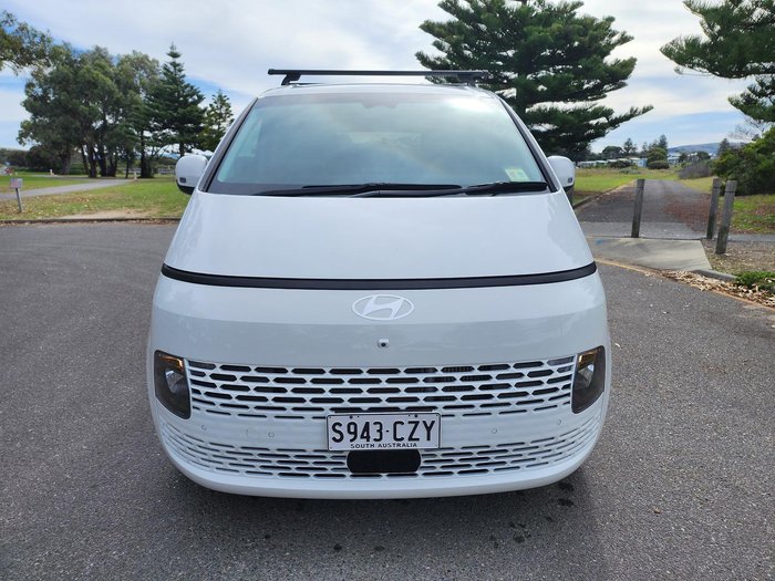 2024 Hyundai STARIA LOAD