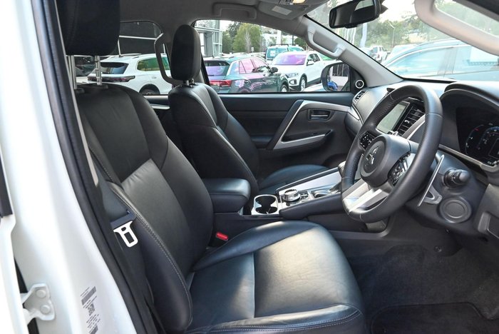 2024 Mitsubishi Pajero Sport Exceed