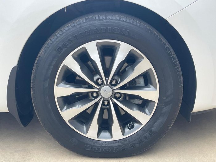 2017 Kia Carnival SLi YP MY18 Snow White Pearl