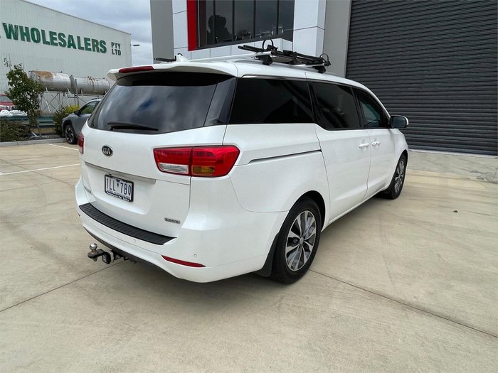 2017 Kia Carnival SLi