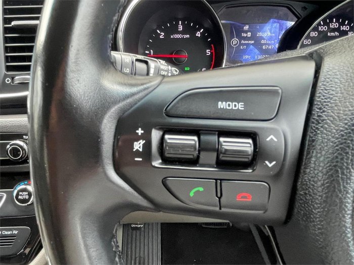 2017 Kia Carnival SLi YP MY18 Snow White Pearl