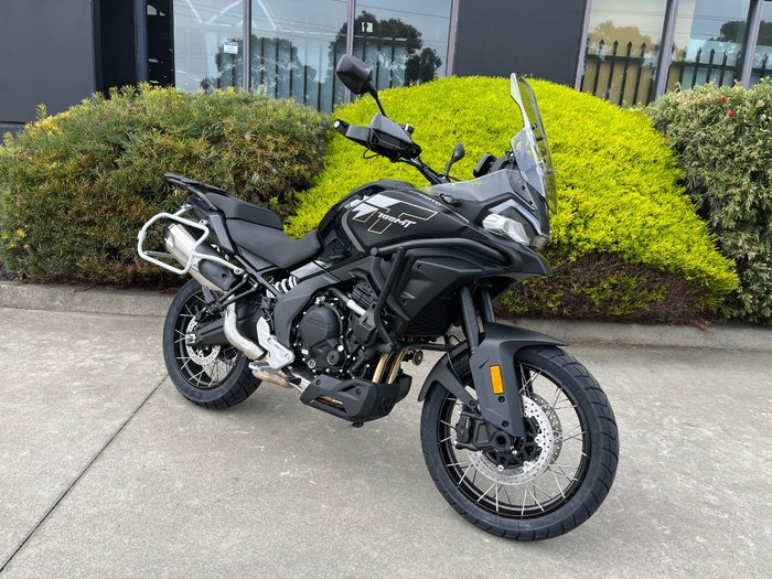 2026 CFMOTO 700CC 700MT NEBULA BLACK