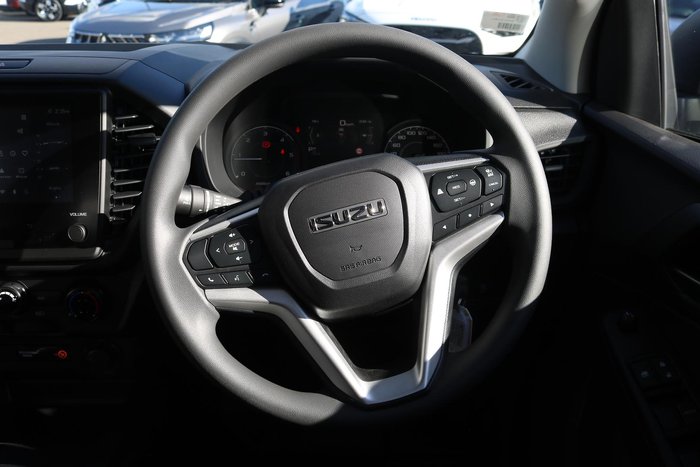 2025 Isuzu D-MAX SX