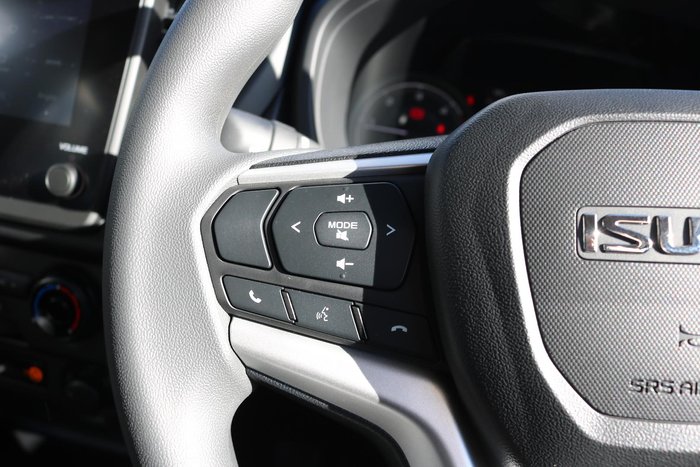 2025 Isuzu D-MAX SX