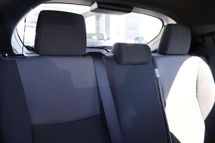 2024 Toyota Yaris Ascent Sport