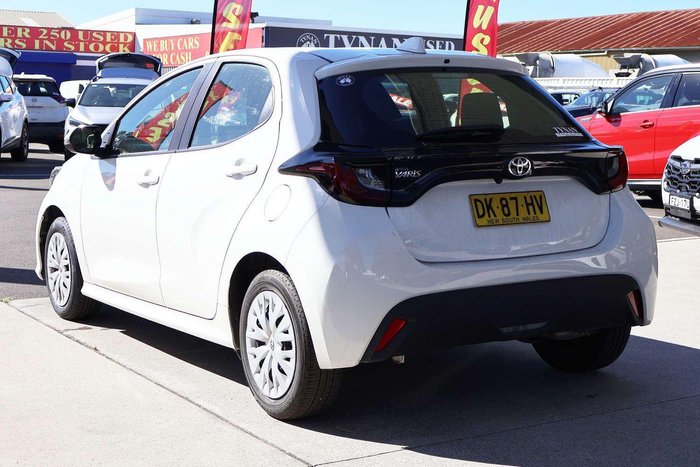 2024 Toyota Yaris Ascent Sport