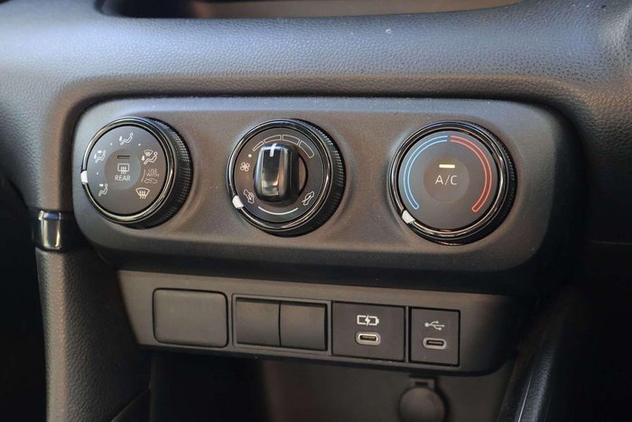 2024 Toyota Yaris Ascent Sport